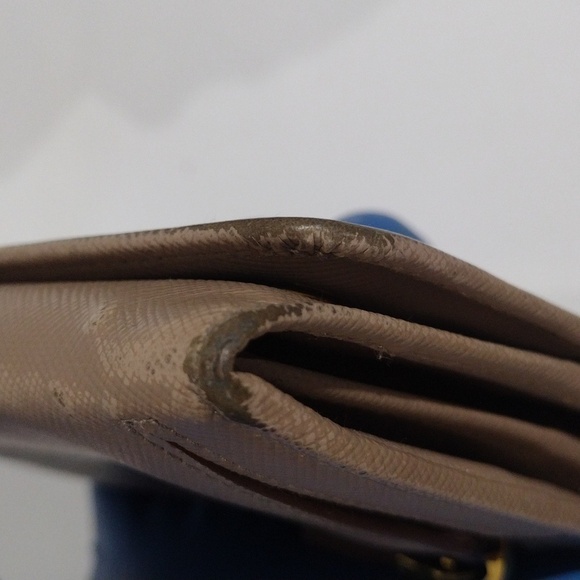 PRADA Wallet 7.5"x3.25" Tan Saffiano Leather Long Flap Snap Closure - Authentic - Picture 8 of 14